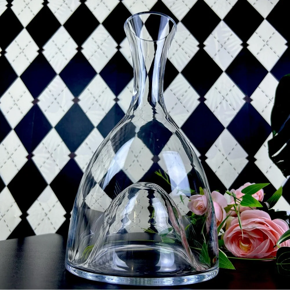 Sculptural Clear Glass Wine Decanter with Internal Punt Aerator Art Glass Carafe